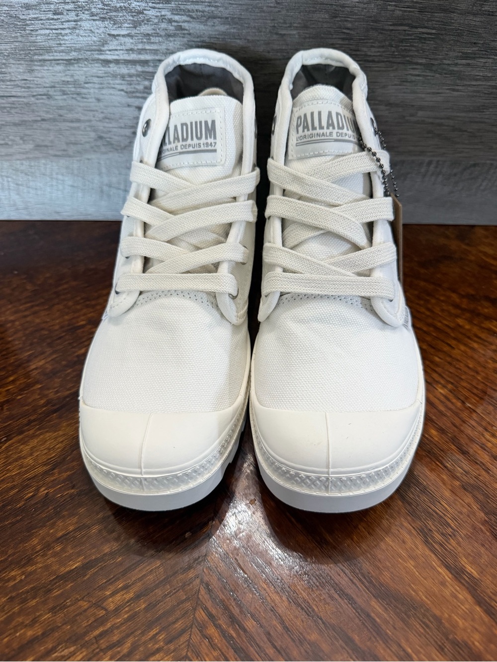 NIB Women’s Palladium Pampa Hi White Canvas Lug Sole Chunky Sneaker Sz 6.5 - Picture 3 of 12